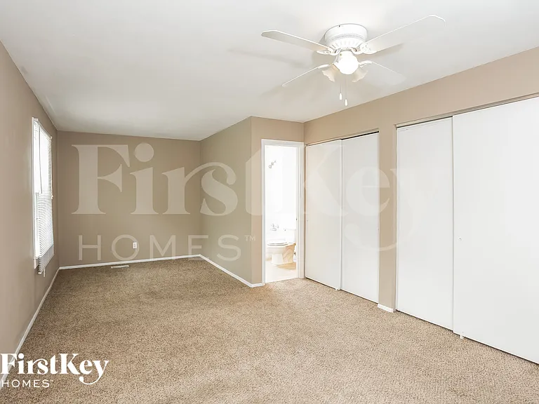 1290 Washington St — Photo 8