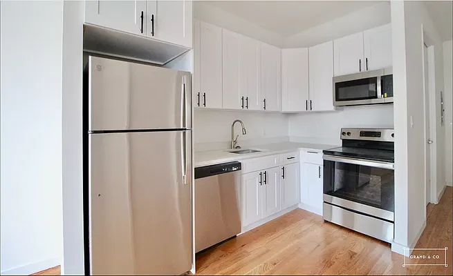 Rented by Grand & Co. | media 14