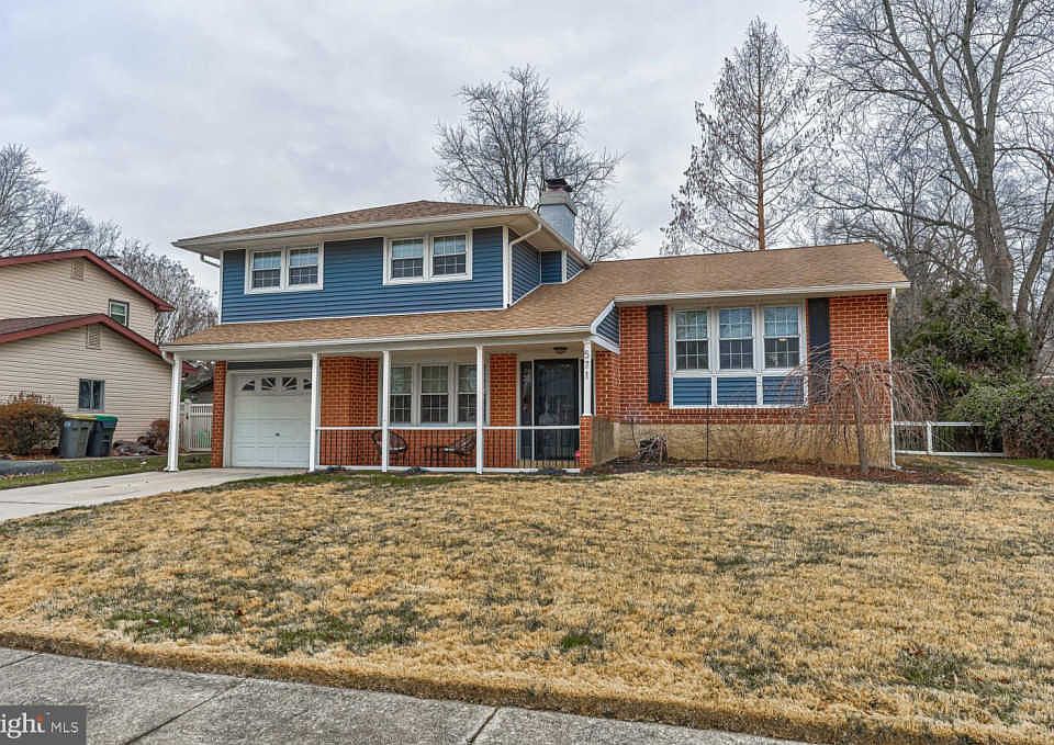 1st image of 571 Hemingway Dr