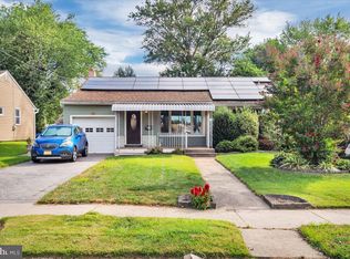 627 W Browning Rd, Oaklyn, NJ 08107