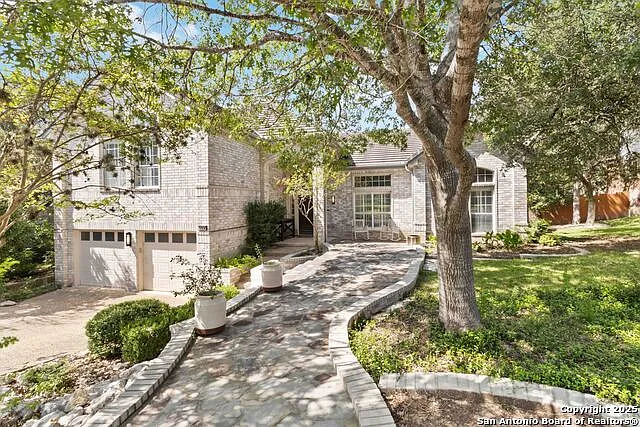 519 Mission Viejo — Photo 2