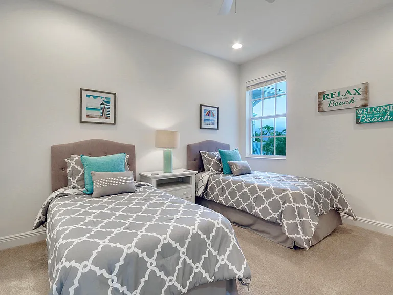 114 Ocean Breeze Dr — Photo 20