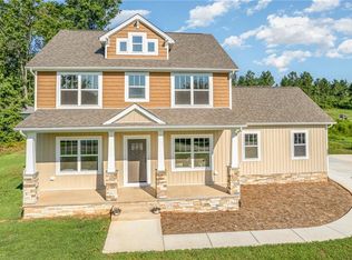 886 Riverside Dr, Lexington, NC 27292