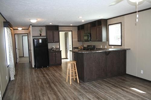 Full Kitchen view