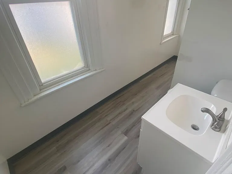 1924 Niagara St #2 — Photo 3