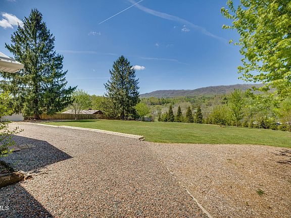 5th image of 373 Old Butler Rd
