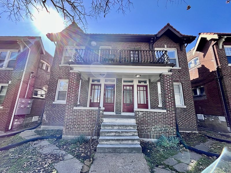 1st image of 1525 McCausland Ave #A