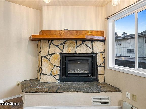 4th image of 11429 Heritage Ct