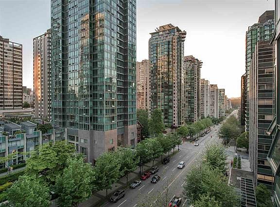 5th image of 1239 Georgia St W #803