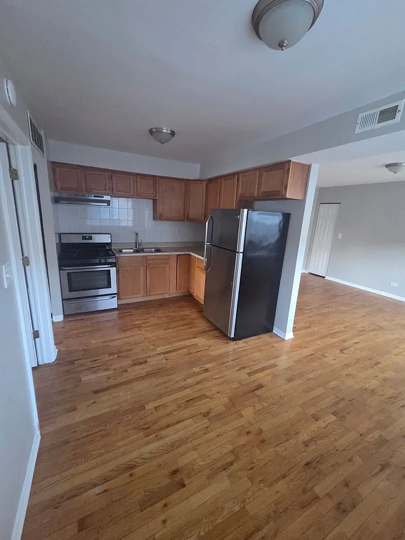 1 bed, 700 sqft, $1,375 — Photo 1