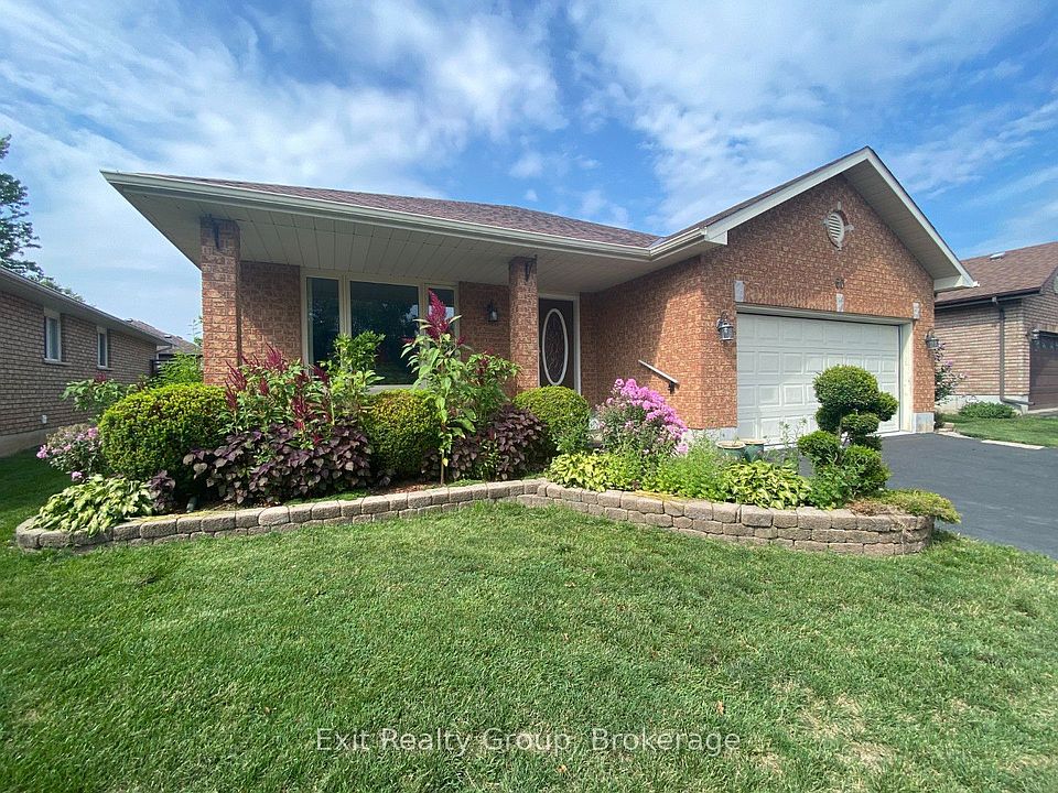 1st image of 60 Oak Ridge Blvd