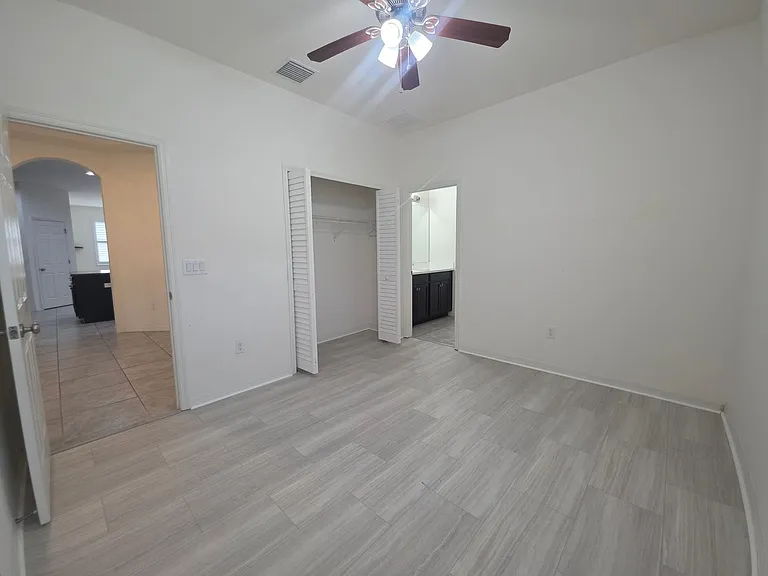 17545 Buckingham Garden Dr — Photo 9