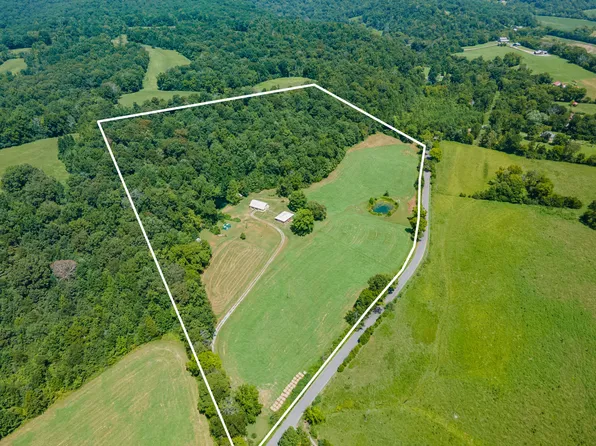 7020 Morgan Creek Rd, Centerville, TN 37033