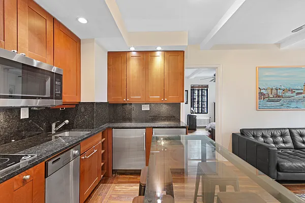 Sold by Compass | media 7