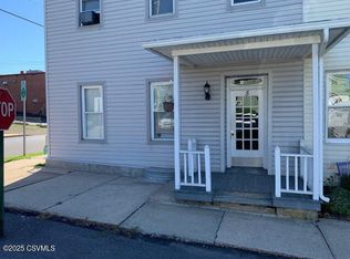 5 Cross Keys Pl, Danville, PA 17821