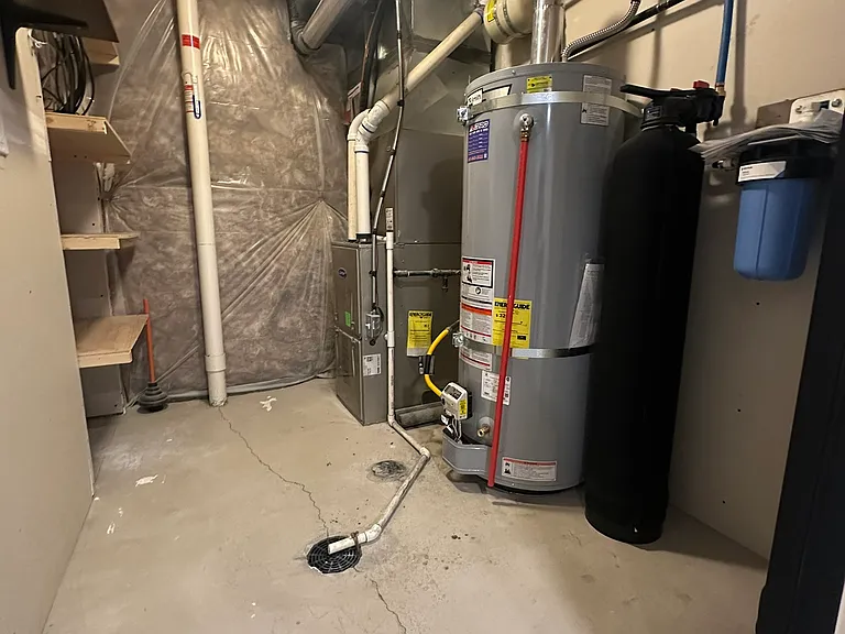 Lower Level - Utility Room