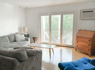 23 Randolph Pl APT 204, Northampton, MA 01060