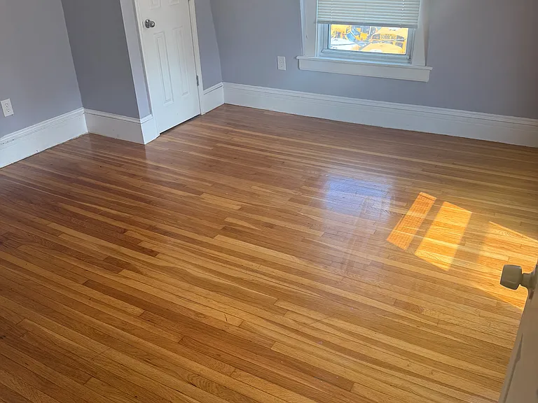 555 Essex St #5 — Photo 8