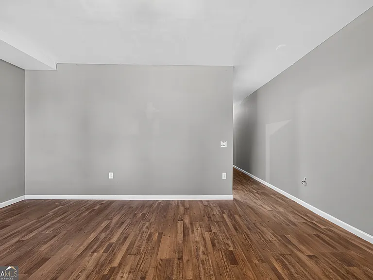 2008 Joseph E Boone Blvd NW — Photo 6