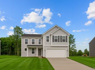 4303 Oak St, Grand Blanc, MI 48439