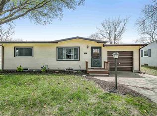 4217 W 9th St N, Wichita, KS 67212