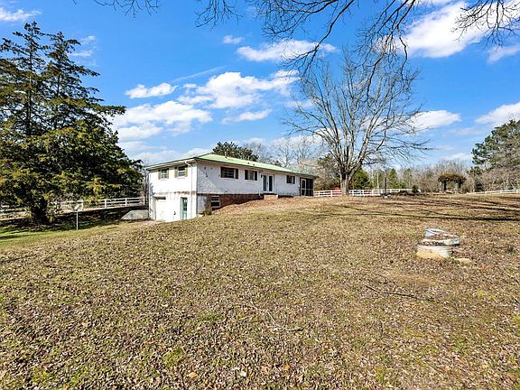 3rd image of 132 Drummond Cemetery Rd