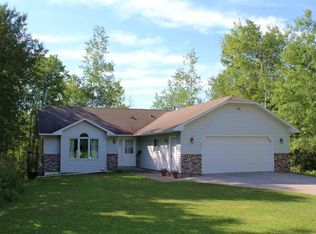 820 Cherie Ln, Duluth, MN 55803