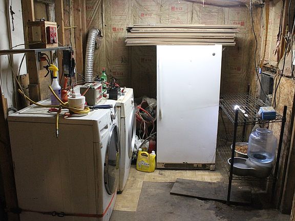 4th image of 125 W 21st St