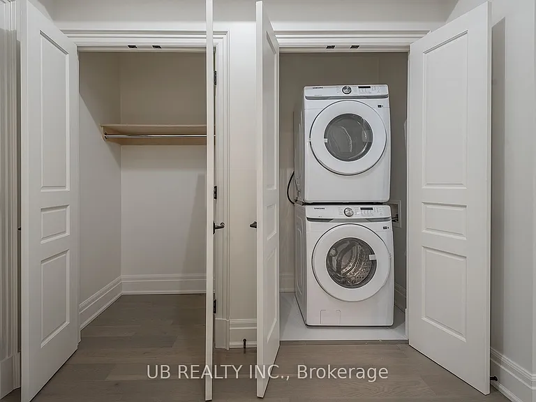 1451 Wellington St W #405 — Photo 23