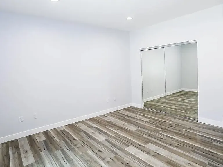 12610 Vanowen St #2 — Photo 17