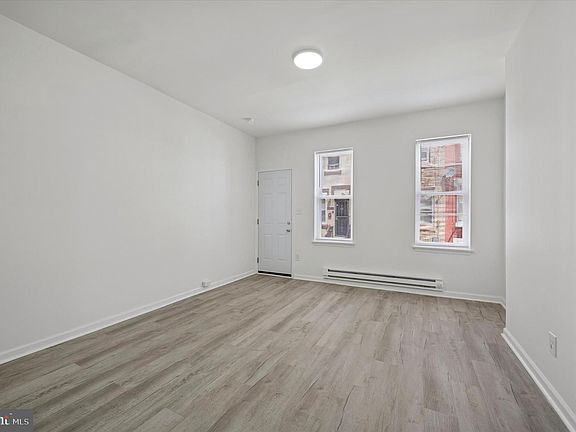 4th image of 1216 W Firth St