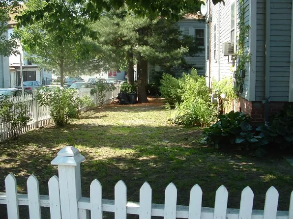 273 Washington St #2, Somerville, MA 02143