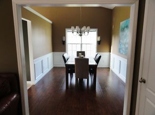 2513 Creek Station Dr, Buford, GA 30519