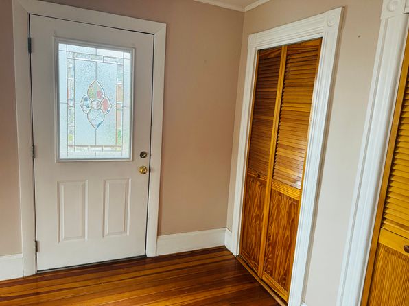 10-12 Bigelow St FLOOR 2