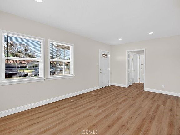 3rd image of 1202 W 11th St