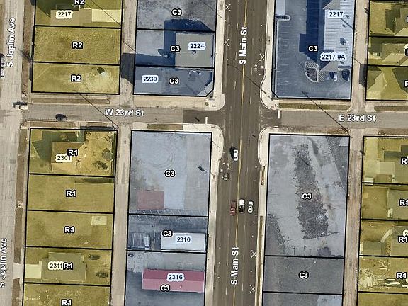 4th image of 2301 S Main St