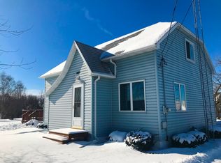 3222 Lincoln Ave, Two Rivers, WI 54241