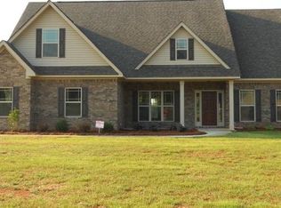 124 Magnolia Farms Dr, Milner, GA 30257