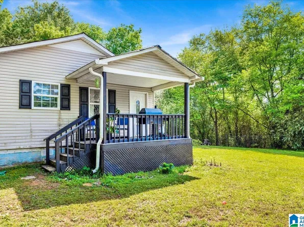 8618 Franklin Foster Dr, Pinson, AL 35126