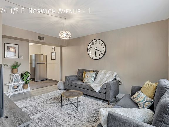4th image of 474 1/2 E Norwich Ave #1