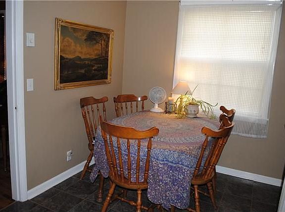 4th image of 2131 Crystal Dr
