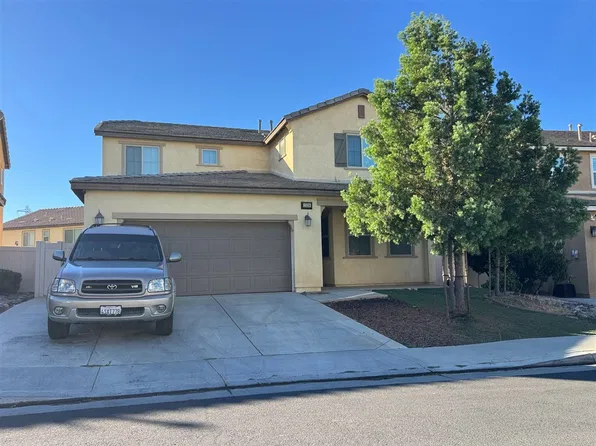 1526 Amethyst Ln, Beaumont, CA 92223