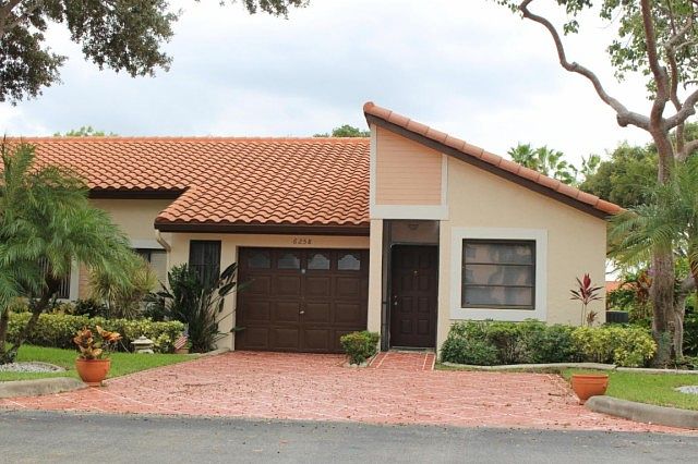 1st image of 6258 Pointe Regal Cir #B