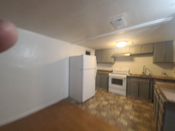 2nd image of 804 12th Ave