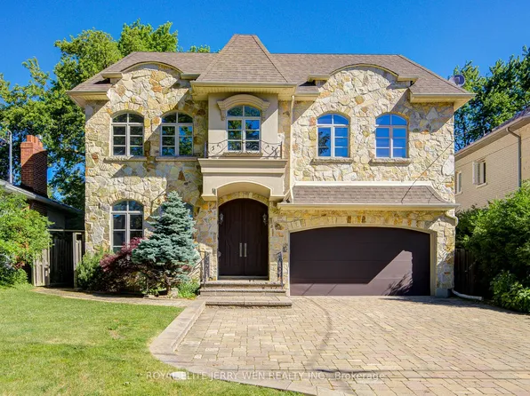 330 Hillcrest Ave, Toronto, ON M2N 3P6