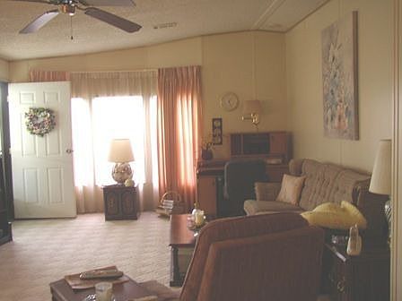 3rd image of 791 Imperial Dr