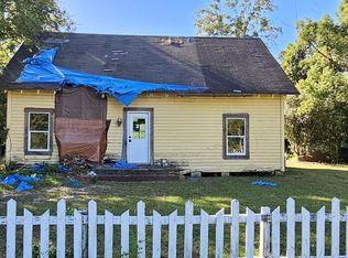 16514 SE Pear St, Blountstown, FL 32424
