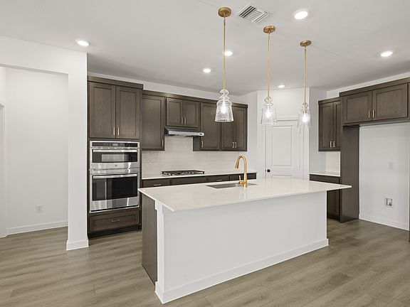 4th image of 649 Tyronza Dr
