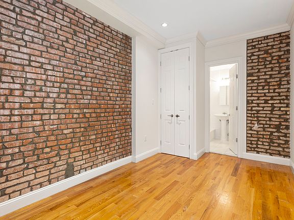 3rd image of 227 E 89th St APT 1B