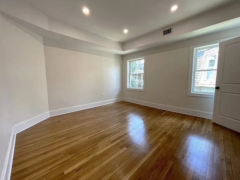 14 Weld Ave #2 — Photo 12
